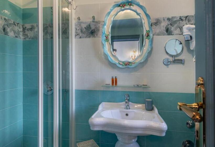 اتاق لوکس با چشم‌انداز باغ, Villa Nicolaci   Liberty Suites