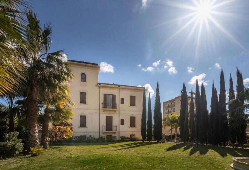 سوئیت با تخت بزرگ, Villa Nicolaci   Liberty Suites