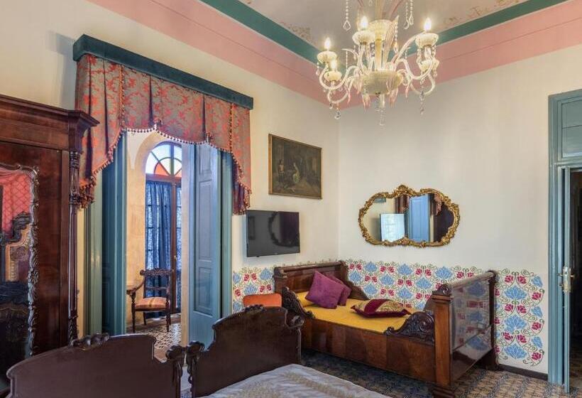 سوئیت با تخت بزرگ, Alexander Art Nouveau Suites