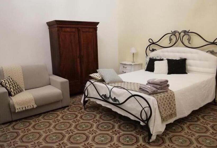 سوییت, Agorà Suites & Apartments
