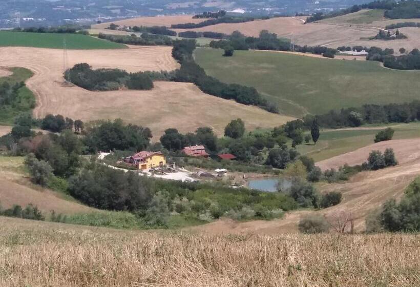 آپارتمان 1 خوابه با تراس, Agriturismo La Stradaccia