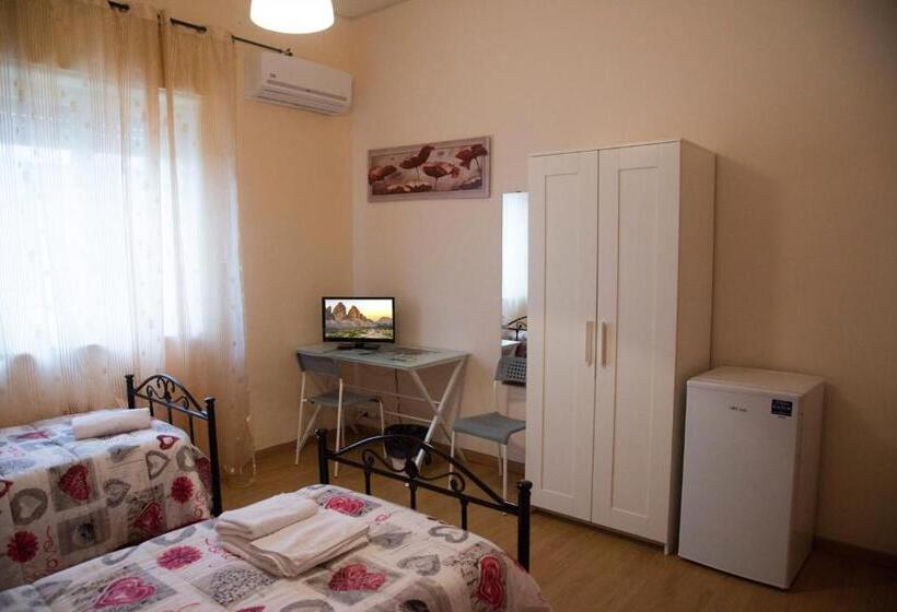 اتاق استاندارد, B&b Caffelletto  Papardo