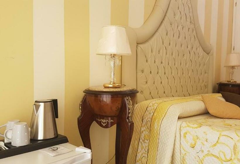 اتاق استاندارد چهار تخته, B&b Torre Dei Saraceni