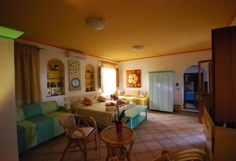 اتاق اکونومی, B&b Su Narboni Mannu E4247