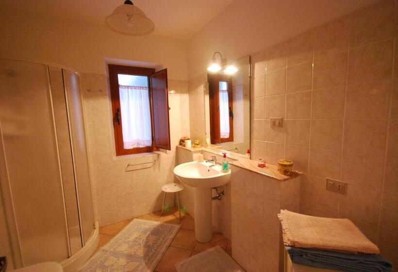 اتاق استاندارد, B&b Su Narboni Mannu E4247