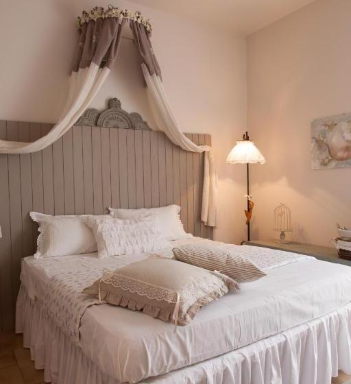 اتاق استاندارد با تخت بزرگ, La Pulcia B&b