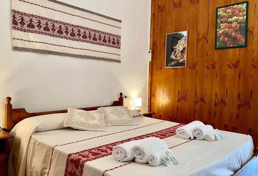 اتاق لوکس, Agriturismo Lu Branu