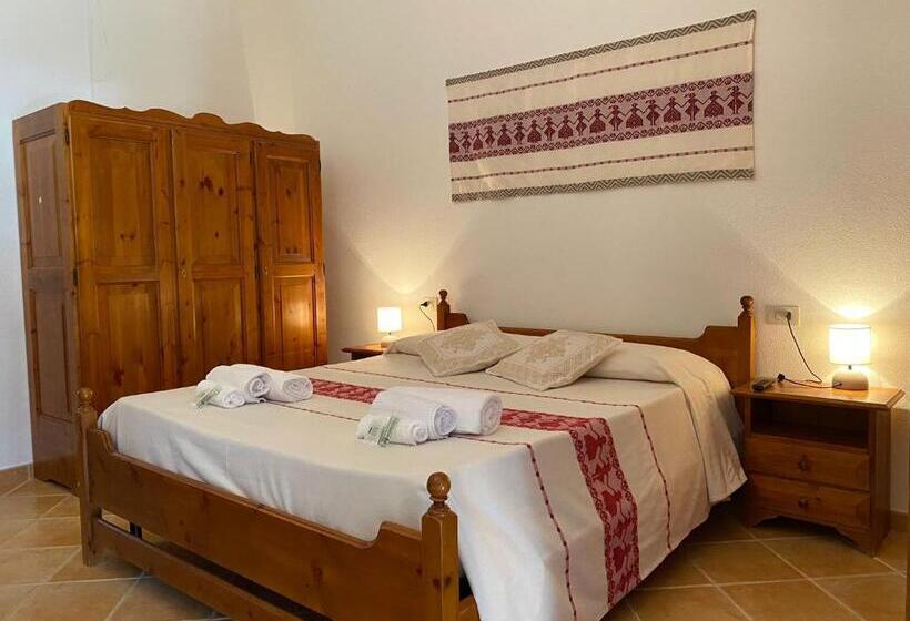 اتاق لوکس, Agriturismo Lu Branu