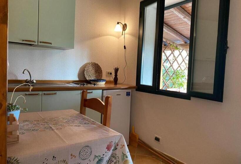 اتاق لوکس, Agriturismo Lu Branu