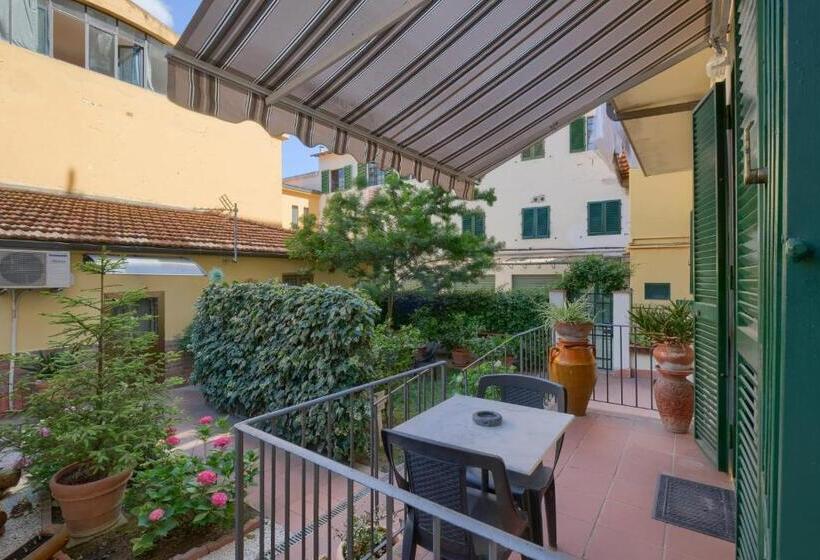 Standard room with outdoor bath, Dimora Del Magnifico