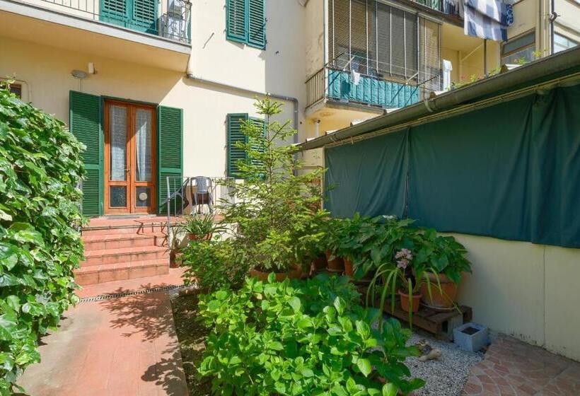 Standard room with outdoor bath, Dimora Del Magnifico