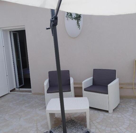 اتاق استاندارد با تراس, Domus Al Corso B&b