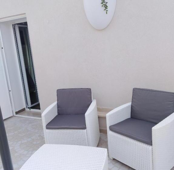 اتاق استاندارد با تراس, Domus Al Corso B&b