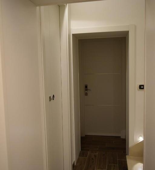 اتاق استاندارد با تخت بزرگ, Domus Al Corso B&b