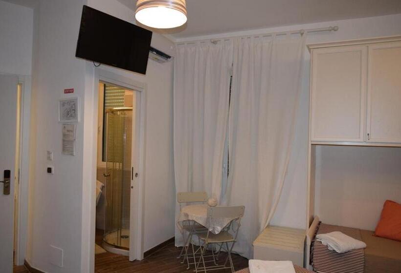 اتاق سوپریور خانوادگی, Domus Al Corso B&b