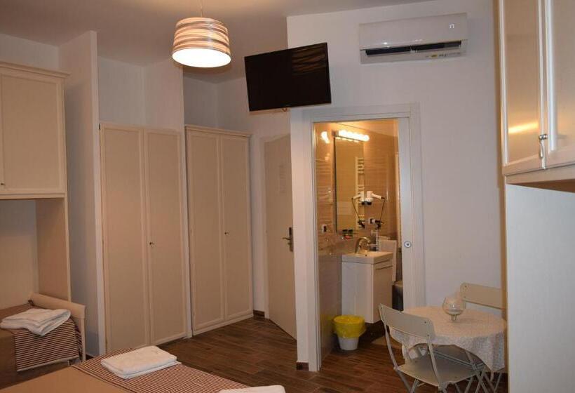 اتاق سوپریور خانوادگی, Domus Al Corso B&b