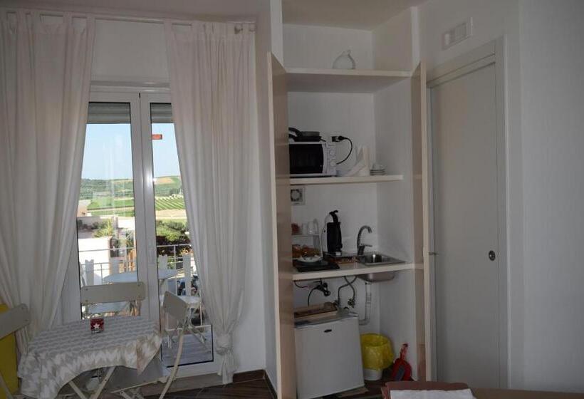 Superior Room with Terrace, Domus Al Corso B&b