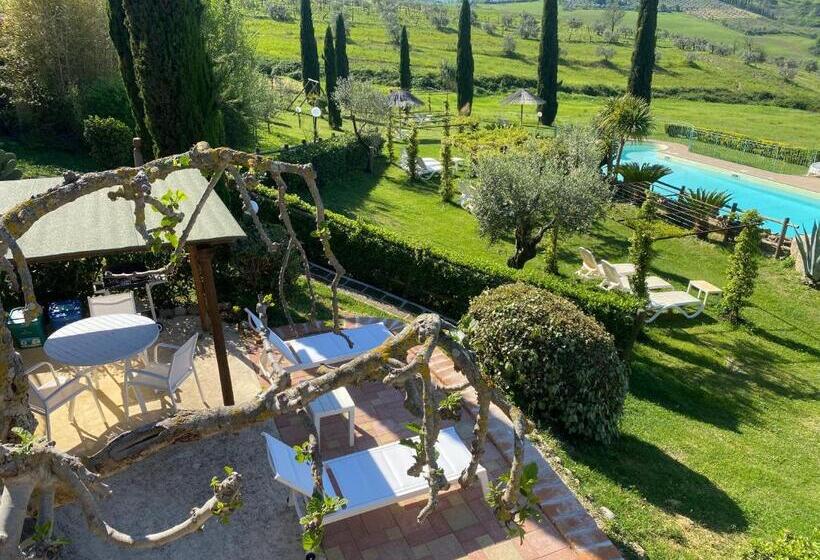 استودیوی لوکس, Agriturismo San Tommaso