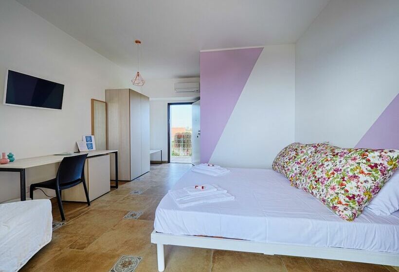 اتاق سوپریور با چشم‌انداز دریا, B&b Il Varo A Mare