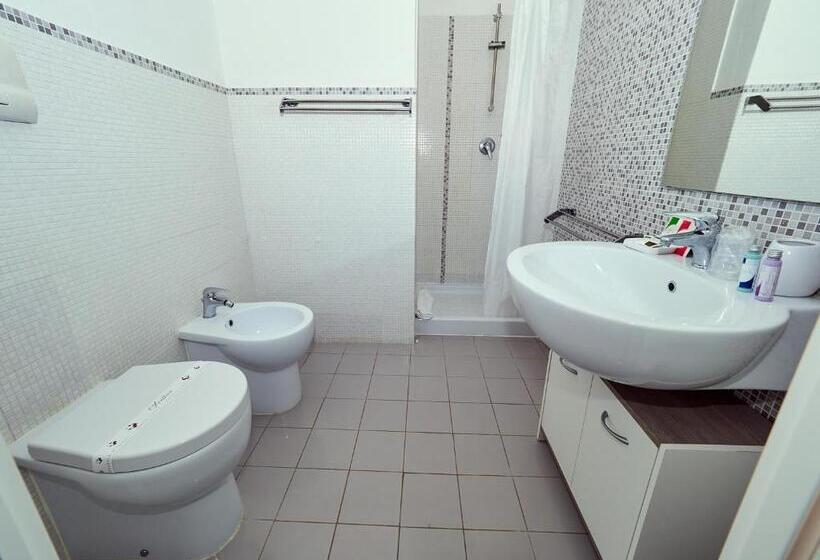اتاق استاندارد, B&b Il Varo A Mare