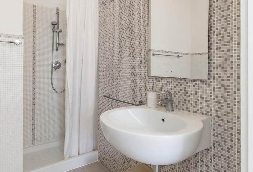 اتاق استاندارد, B&b Il Varo A Mare