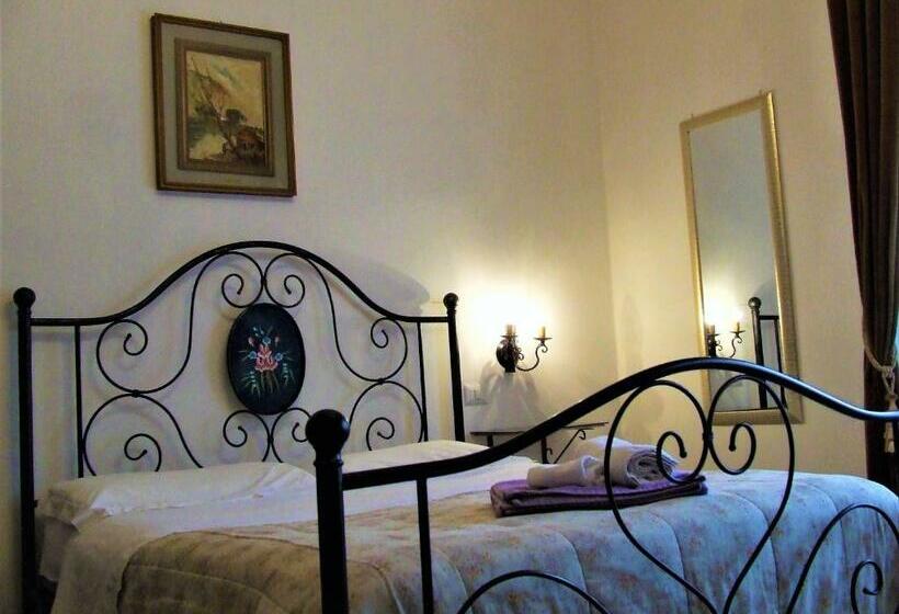 اتاق استاندارد سه نفره, Casa Cipriani