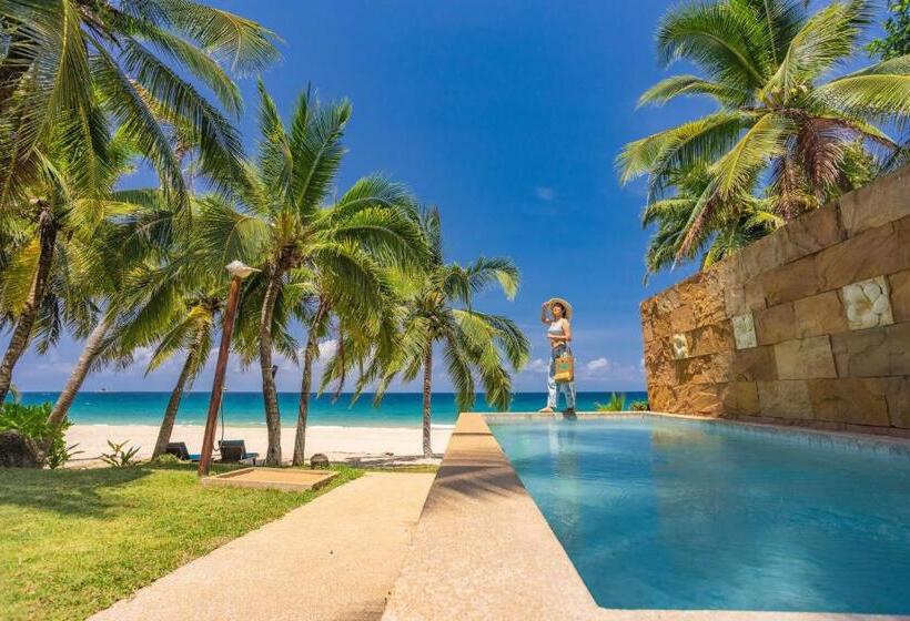 ویلای یک اتاق خوابه با استخر شنا, Andaman White Beach Resort   Sha Plus