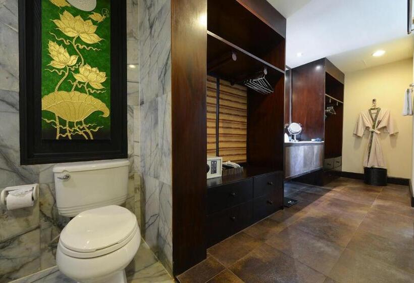 سوئیت 2 خوابه, Andaman White Beach Resort   Sha Plus