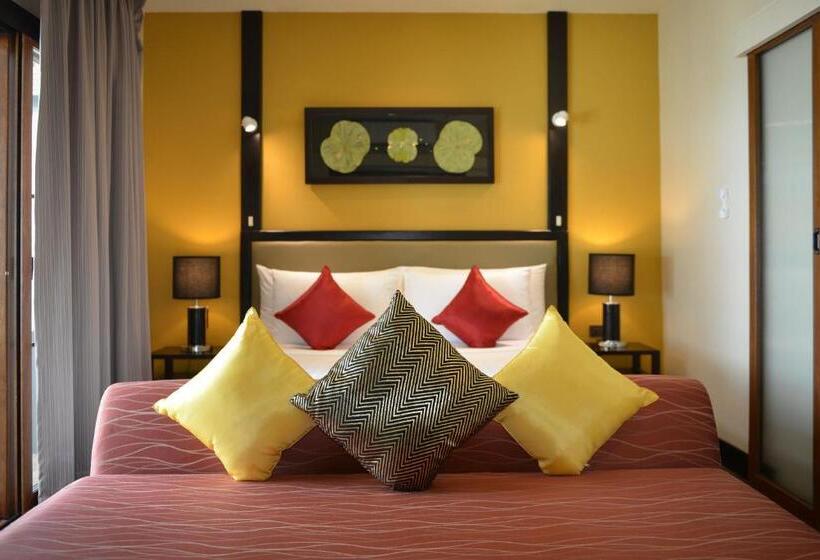 سوئیت 2 خوابه, Andaman White Beach Resort   Sha Plus