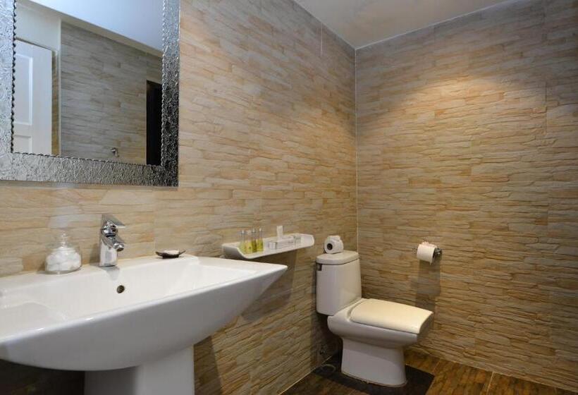 اتاق سوپریور با چشم‌انداز دریا, Andaman White Beach Resort   Sha Plus
