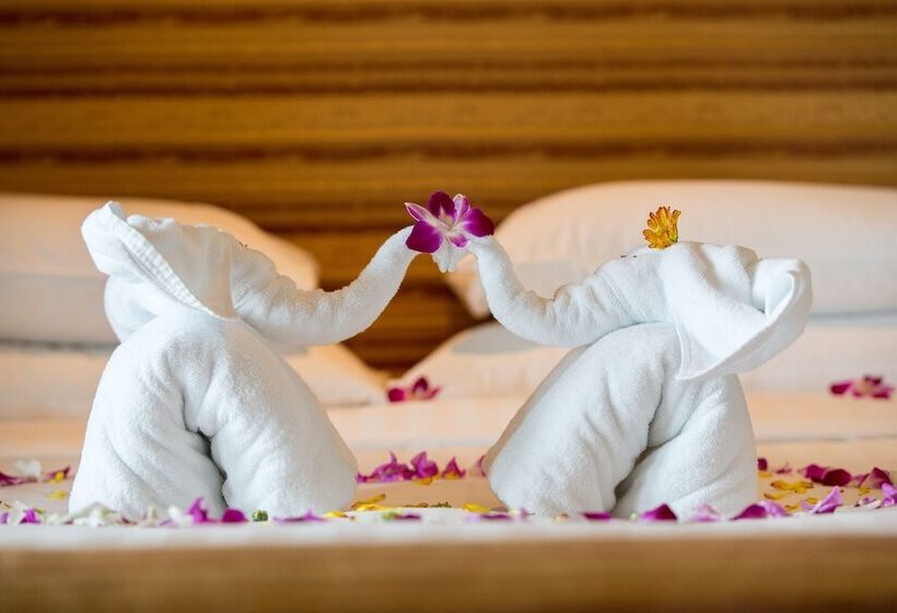 اتاق سوپریور با چشم‌انداز دریا, Andaman White Beach Resort   Sha Plus