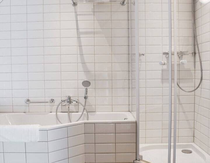 اتاق استاندارد, Grand Hotel Karel V
