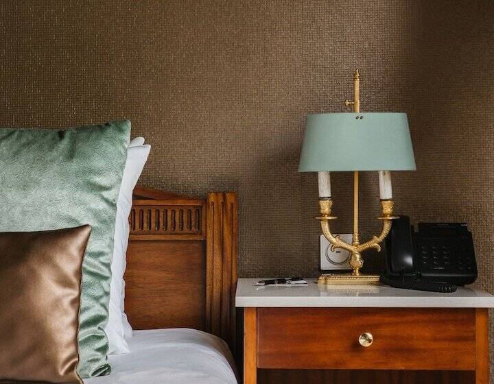 اتاق استاندارد, Grand Hotel Karel V