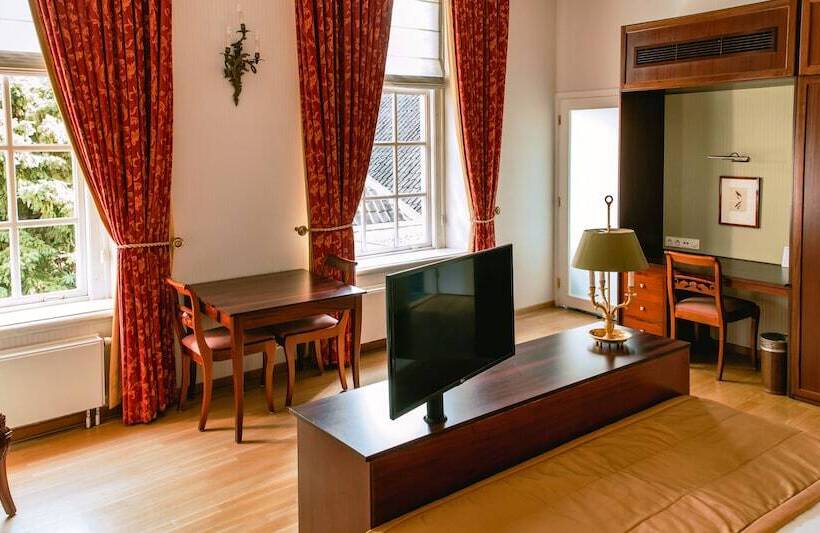 اتاق استاندارد, Grand Hotel Karel V