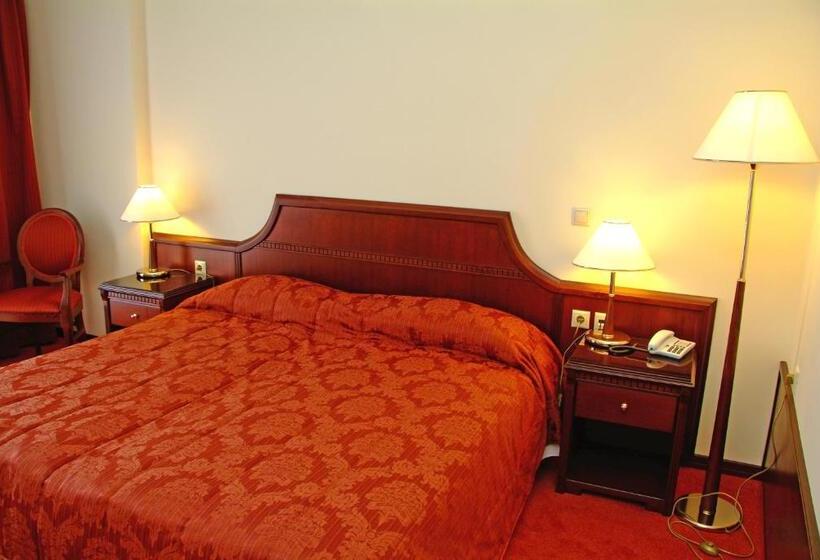 Triple Classic Room, Apollonia