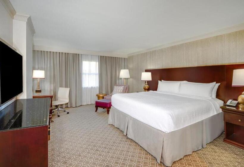 Standard Room King Size Bed, Astor Crowne Plaza New Orleans French Quarter