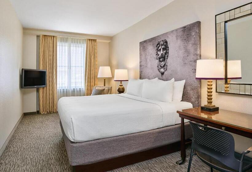 اتاق استاندارد با تخت بزرگ, Astor Crowne Plaza New Orleans French Quarter