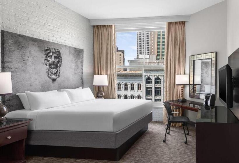 اتاق استاندارد با تخت بزرگ, Astor Crowne Plaza New Orleans French Quarter