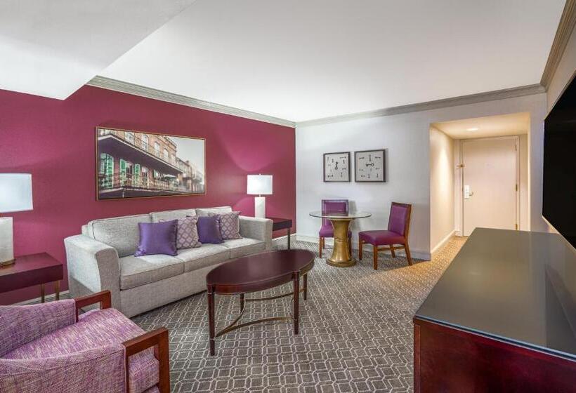 Suite Cama King, Astor Crowne Plaza New Orleans French Quarter