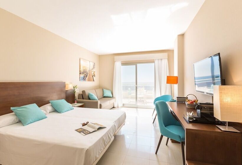 Standard Quadruple Room Sea View, Bahia Calpe By Pierre & Vacances