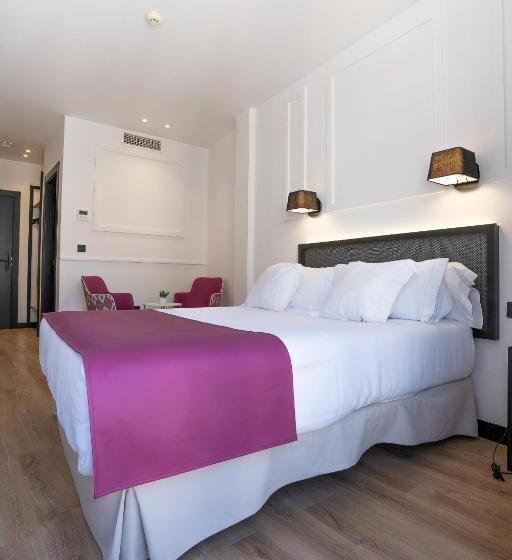 Premium room with view, Boutique Puerta De Las Granadas