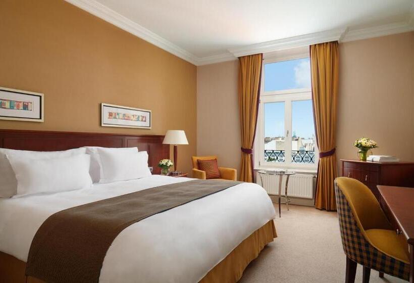 Superior Room King Size Bed, Corinthia  Budapest