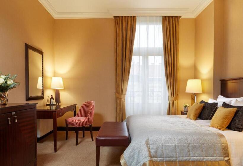 Deluxe Suite, Corinthia  Budapest