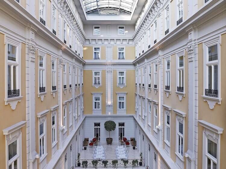 豪华套房, Corinthia  Budapest