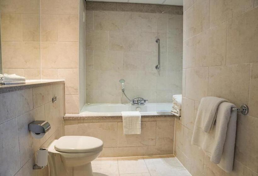 سوئیت با تخت بزرگ, Crowne Plaza Liverpool City Centre, An Ihg