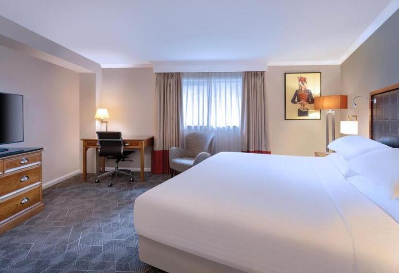 Deluxe Room King Size Bed, Delta S By Marriott Peterborough