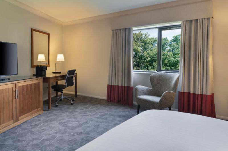 חדר סופריור מיטת קווין, Delta Hotels By Marriott Peterborough