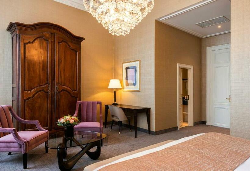 سوییت لوکس, Dukes  Arches Brugge   By Dukes  Hotel Collection