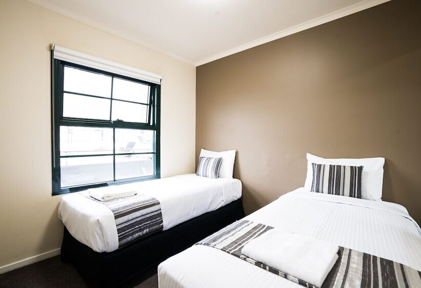 آپارتمان 3 خوابه, Harbourview Apartment