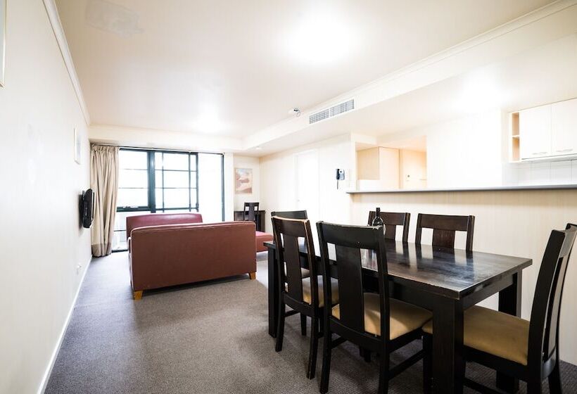 آپارتمان 3 خوابه, Harbourview Apartment